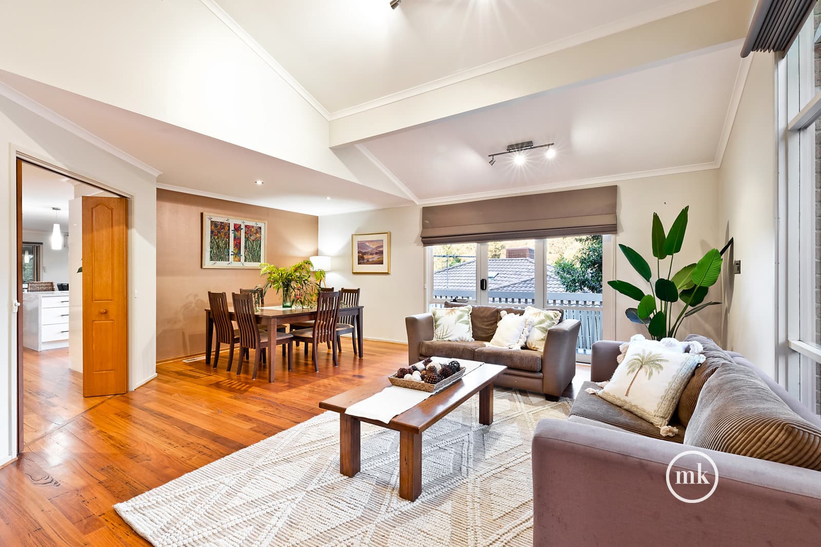Eltham North, Eltham North - Thumbnail 4