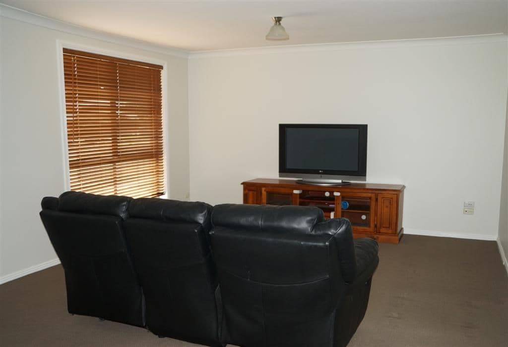 15 Epsom Avenue, Dubbo NSW 2830, Dubbo - Thumbnail 6