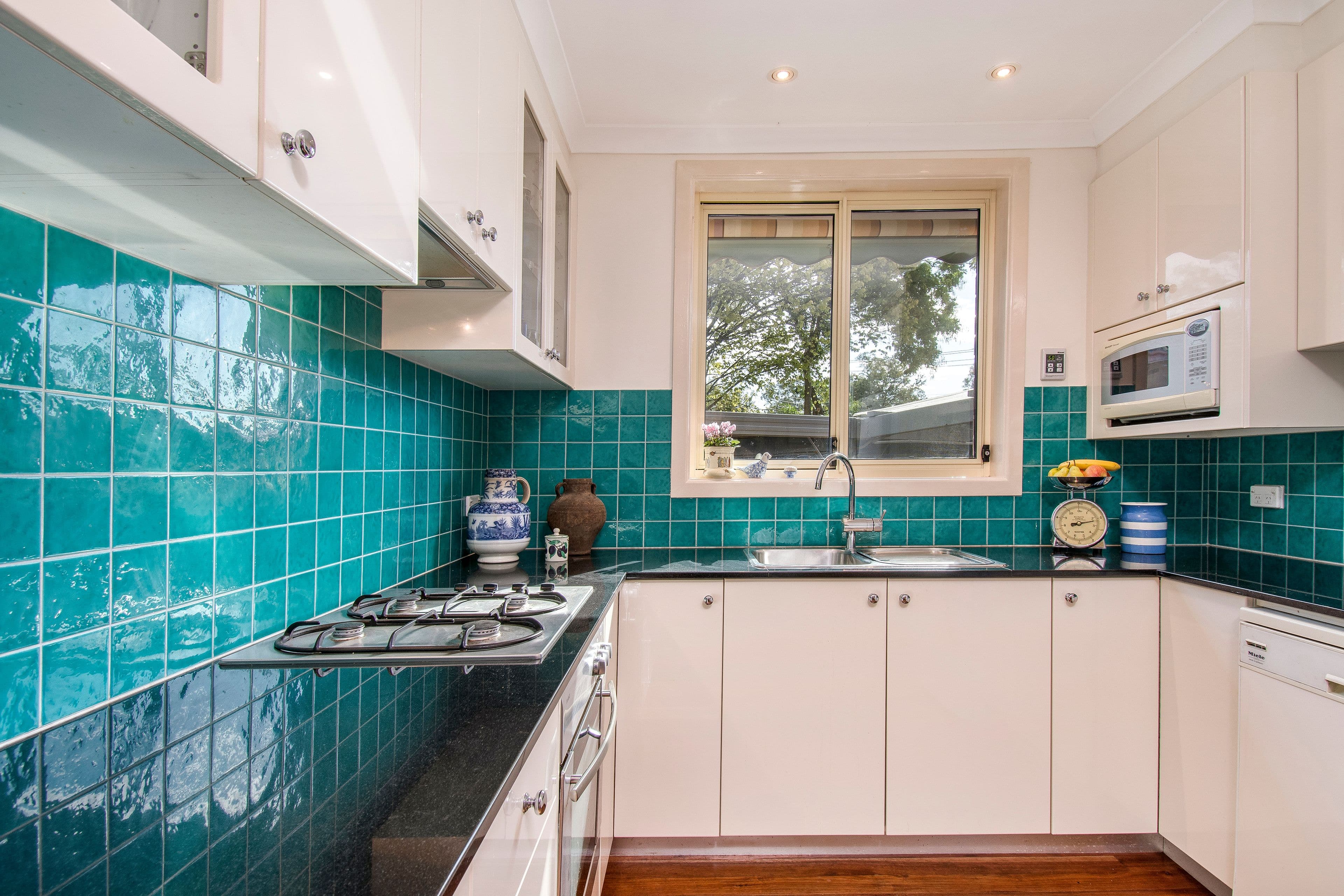 93 Barkly Street, Carlton VIC 3053, Carlton - Thumbnail 3