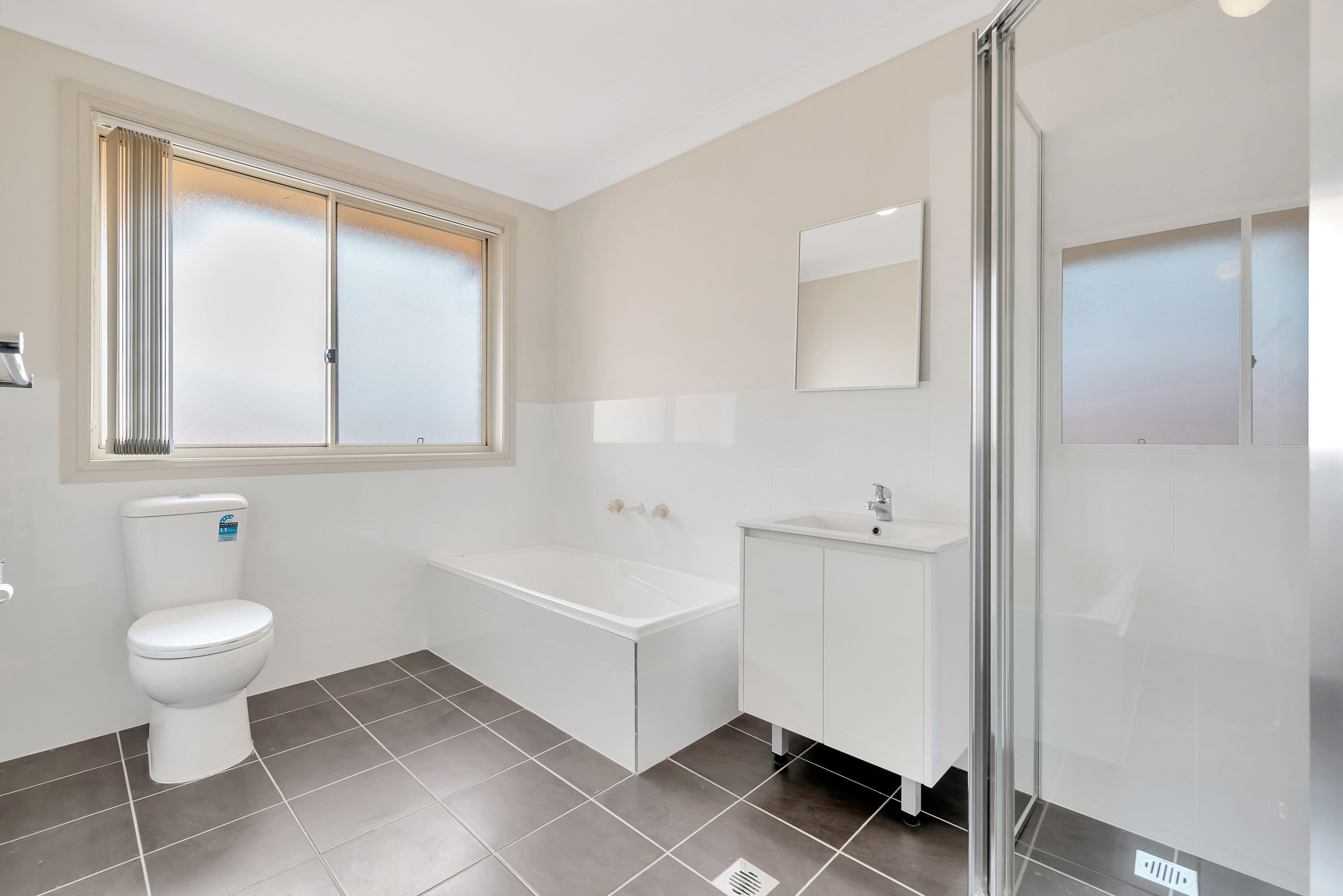 16 Singleton Street, Horningsea Park - Thumbnail 7