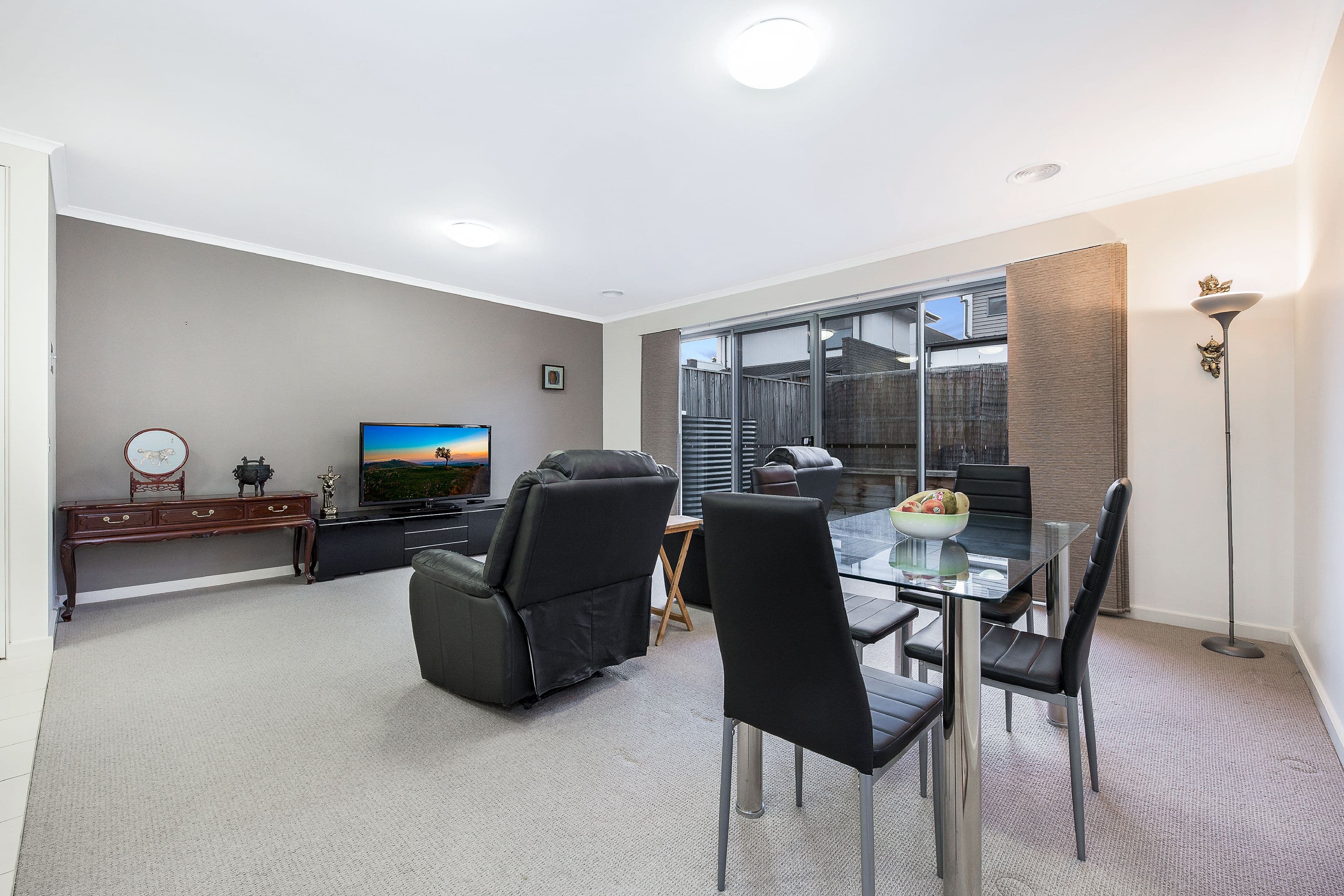 34 Newport Drive, Mulgrave VIC 3170, Mulgrave - Thumbnail 2