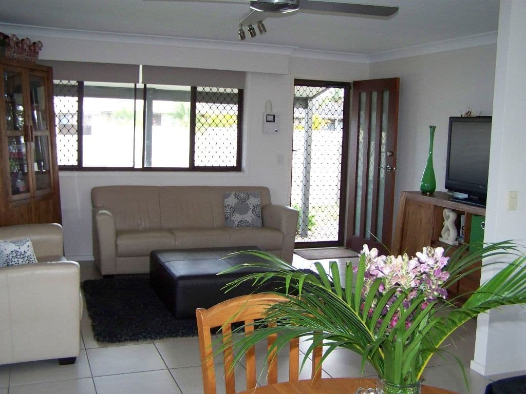 1 Pampas Court, HOLLYWELL QLD 4216, Hollywell - Thumbnail 7