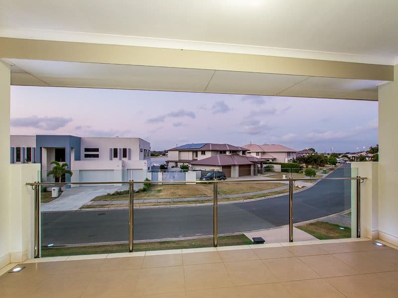 39 Rushcutter Avenue, Oxenford QLD 4210, Oxenford - Thumbnail 2