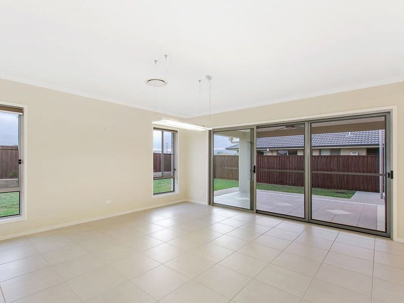 39 Rushcutter Avenue, Oxenford QLD 4210, Oxenford - Thumbnail 7