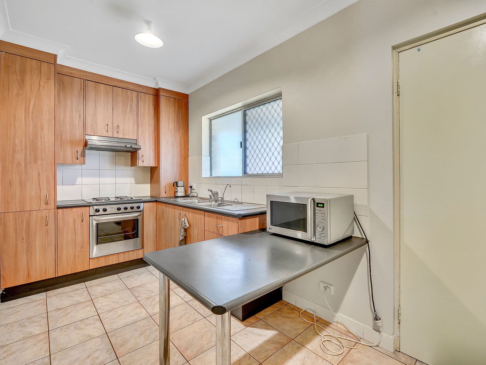 142 Stafford Road, Gordon Park QLD 4031, Gordon Park - Thumbnail 2