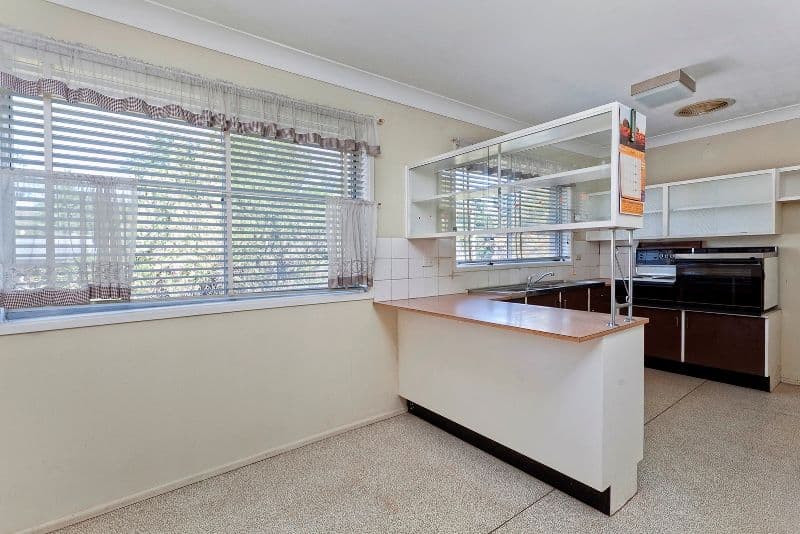 18  Glenella Street, THE GAP QLD 4061, The Gap - Thumbnail 3