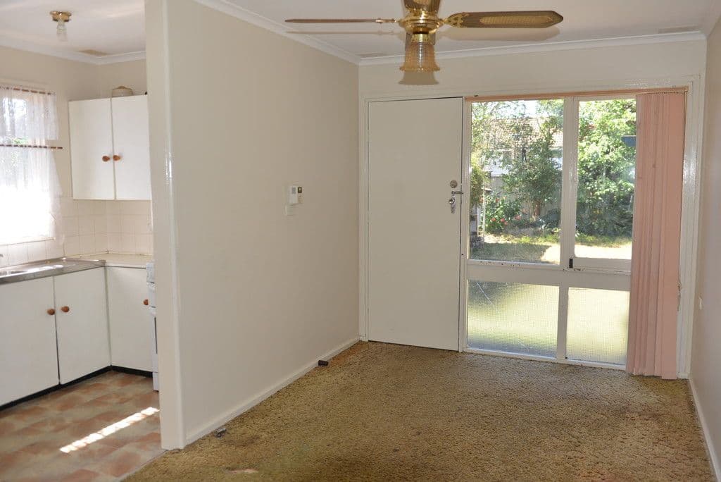 9 Crowther Street, YOUNG NSW 2594, Young - Thumbnail 5
