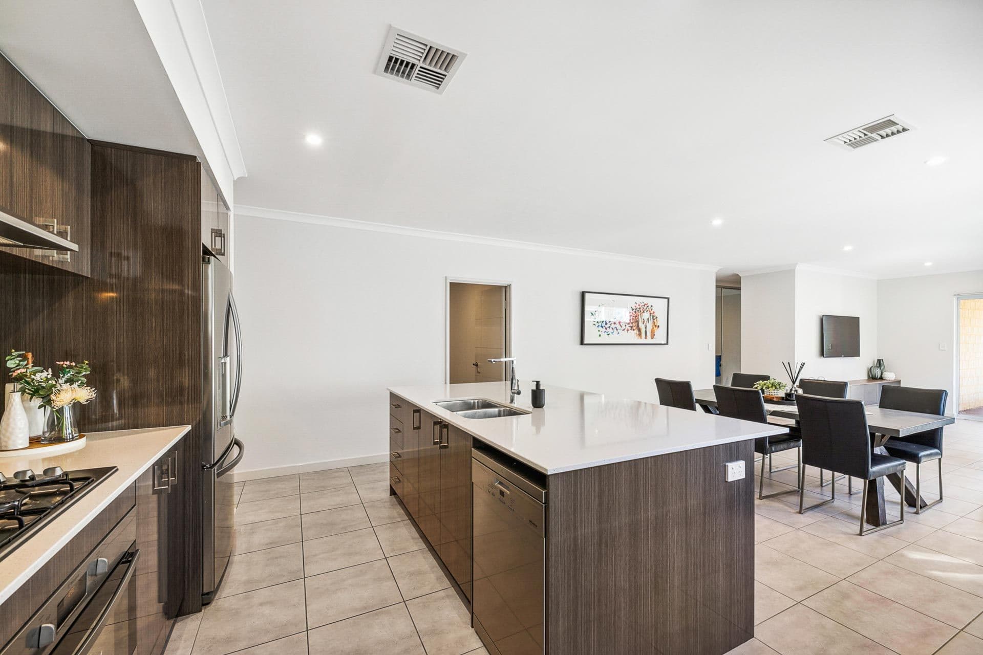 66 Rutland Avenue, Mount Eliza, Mount Eliza - Thumbnail 4