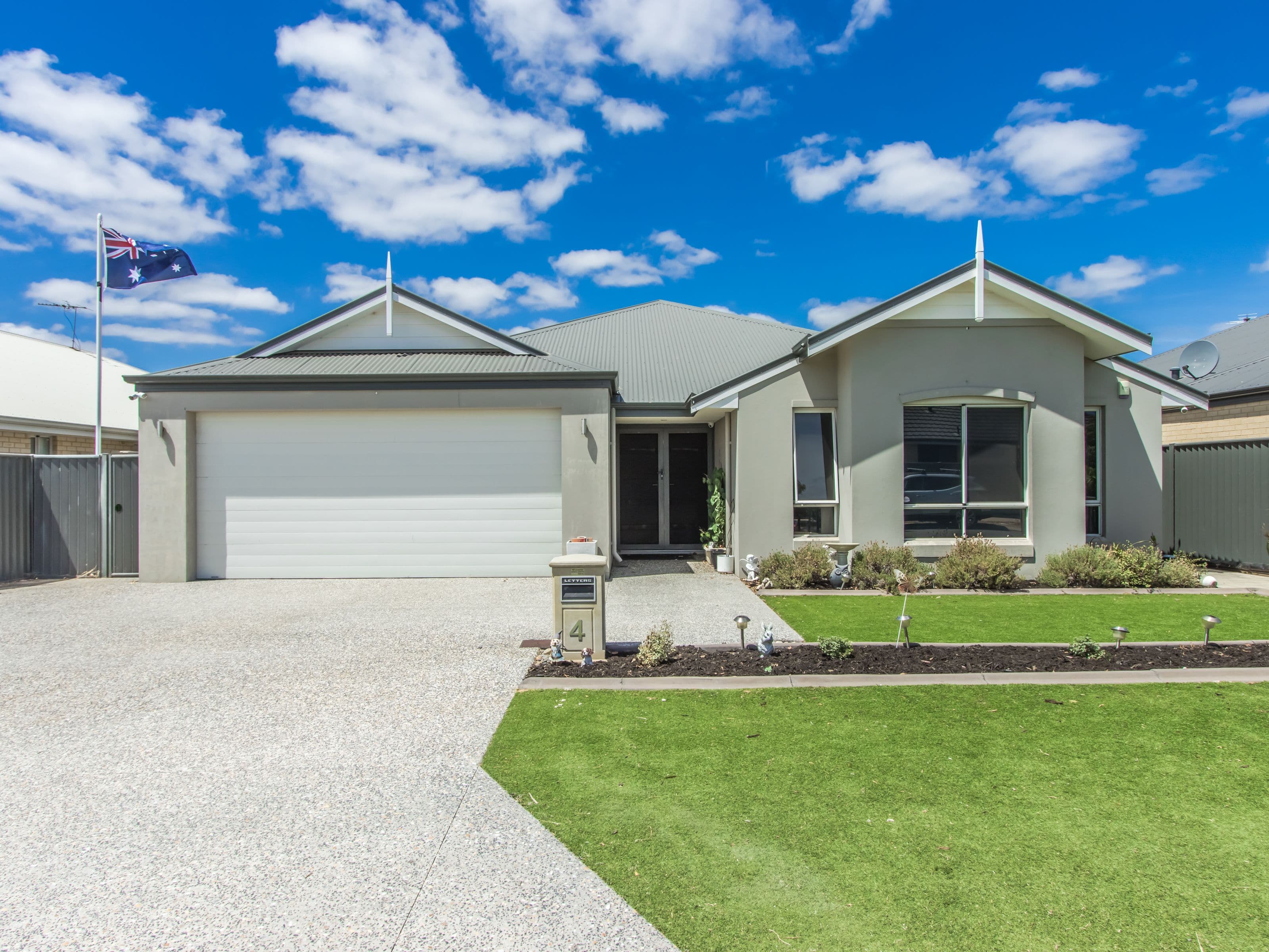 4 Larkfield Ridge, Baldivis WA 6171, Baldivis - Image 1
