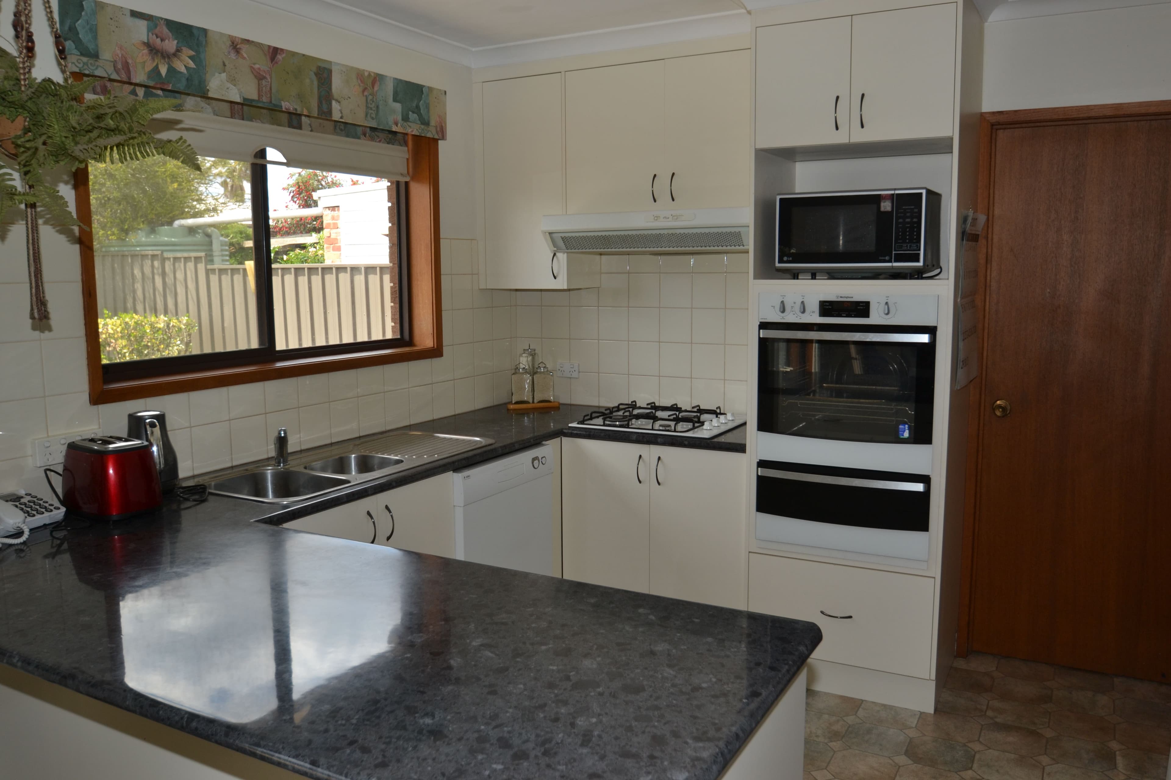 14 Tristan Street, Seymour VIC 3660, Seymour - Thumbnail 5