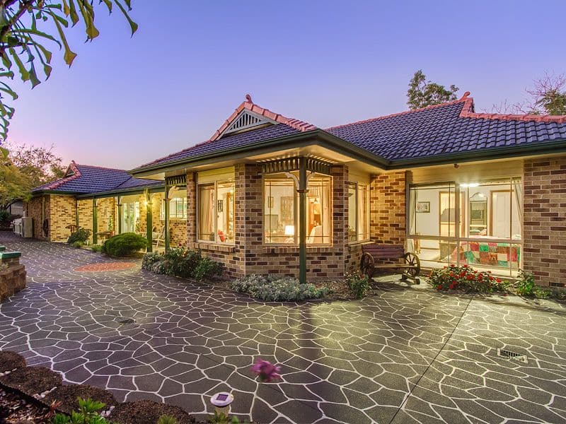 15 Oregon Way, Oxenford QLD 4210, Oxenford - Thumbnail 2