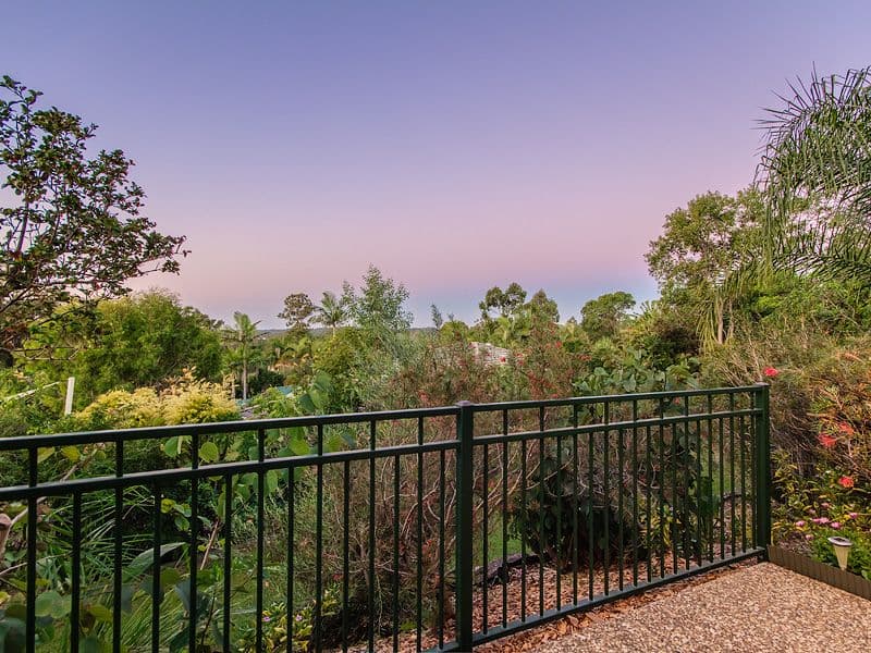15 Oregon Way, Oxenford QLD 4210, Oxenford - Thumbnail 4