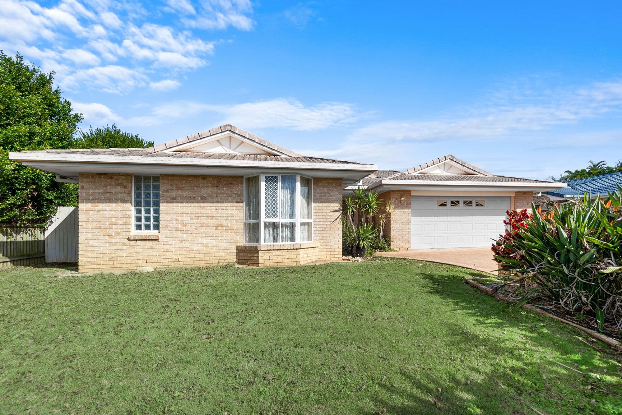 13 Lorenc Place, Bridgeman Downs QLD 4035, Bridgeman Downs - Thumbnail 2