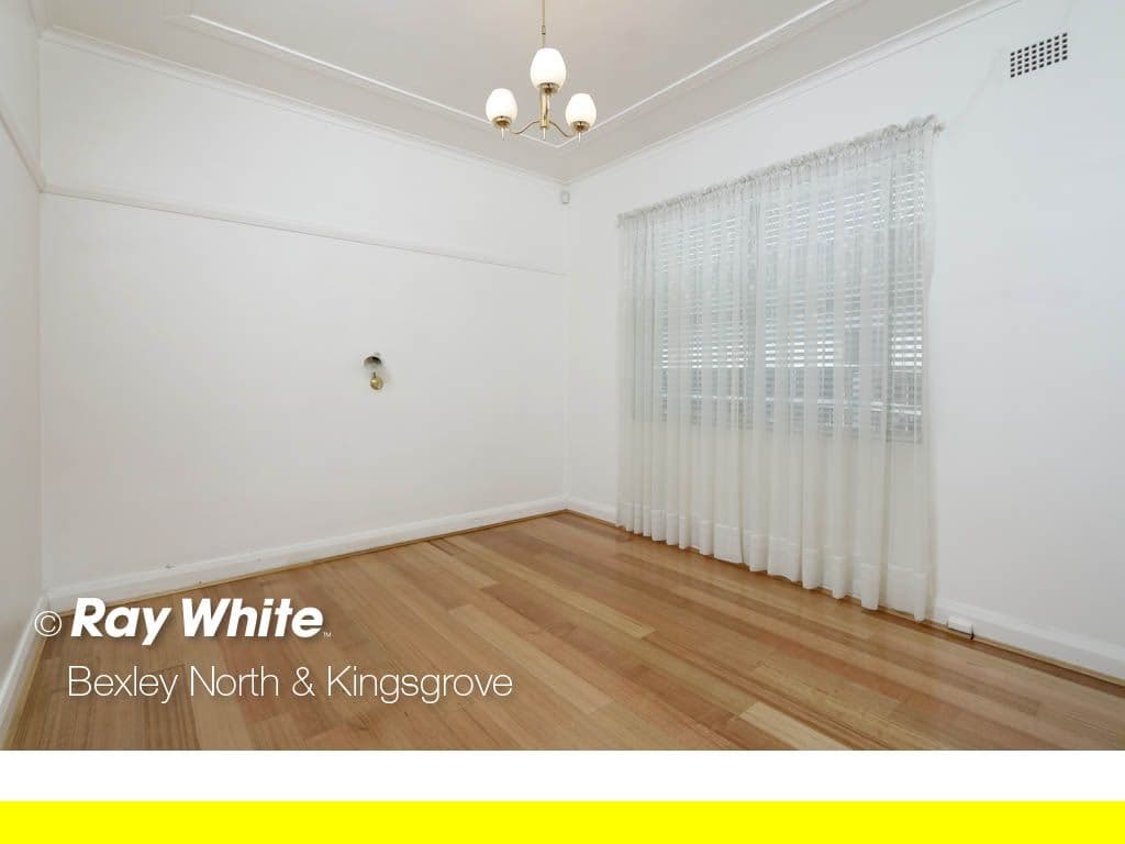 72 Rosemeath Avenue, Kingsgrove NSW 2208, Kingsgrove - Thumbnail 4