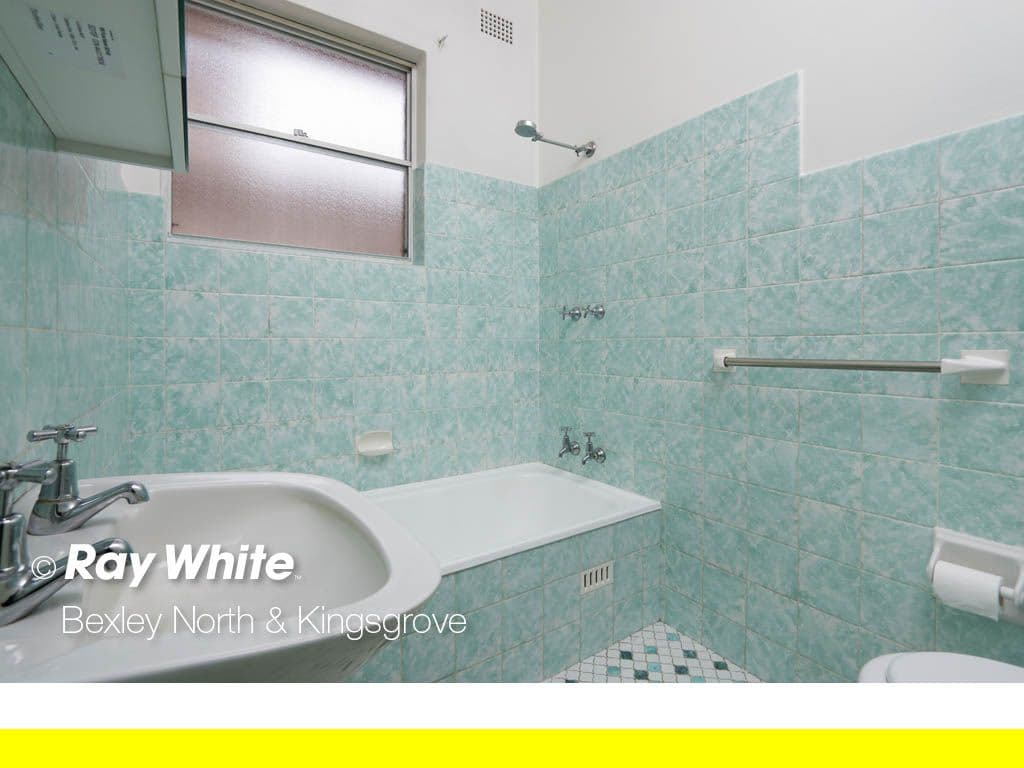 72 Rosemeath Avenue, Kingsgrove NSW 2208, Kingsgrove - Thumbnail 5
