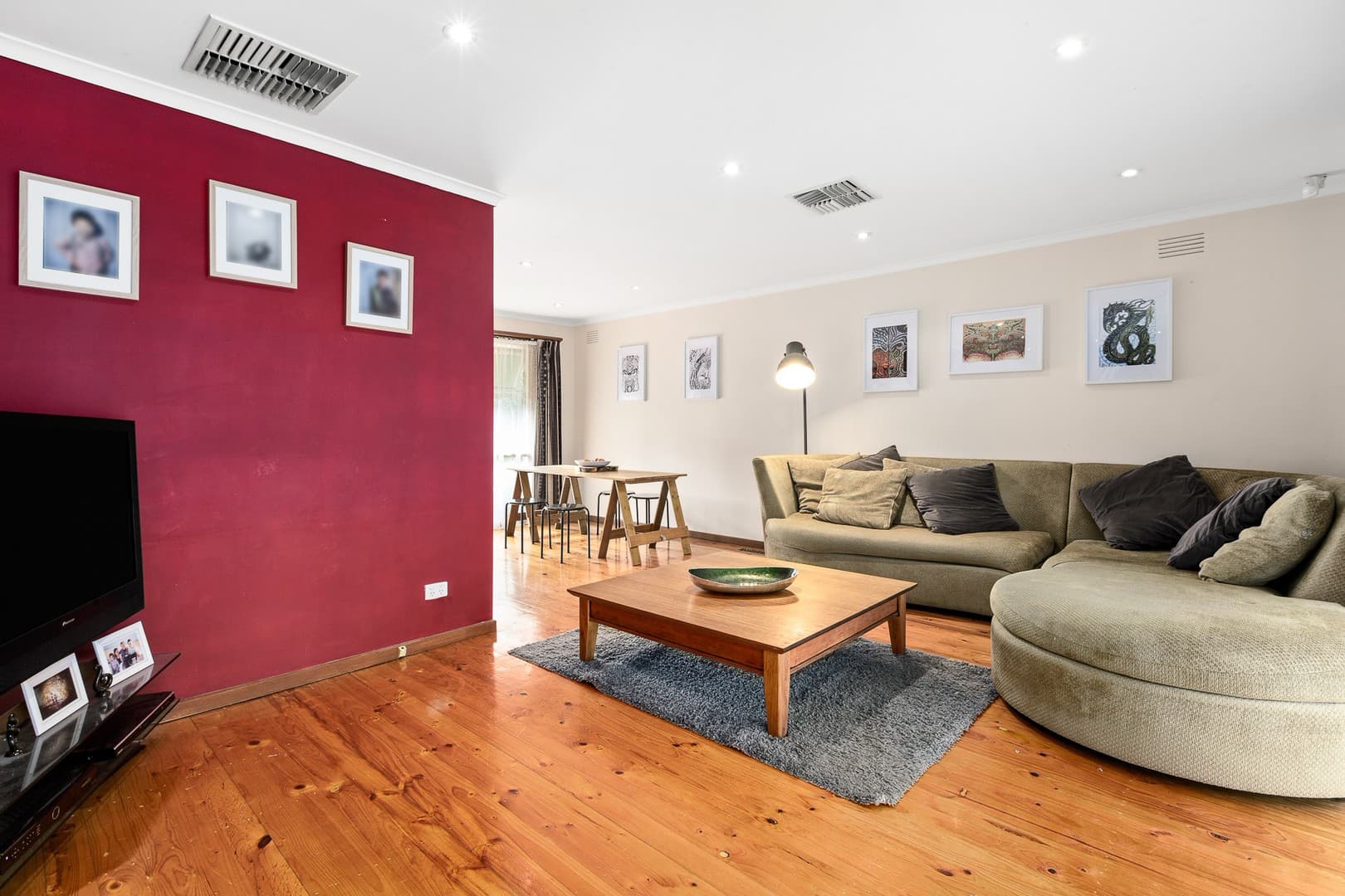28 East RoadVermont South, VIC 3133, Vermont South - Thumbnail 2