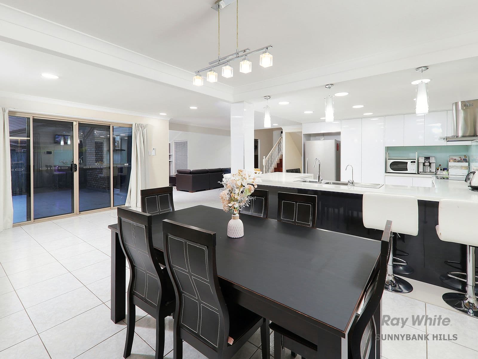 16 Maywood Crescent, Calamvale QLD 4116, Calamvale - Thumbnail 5