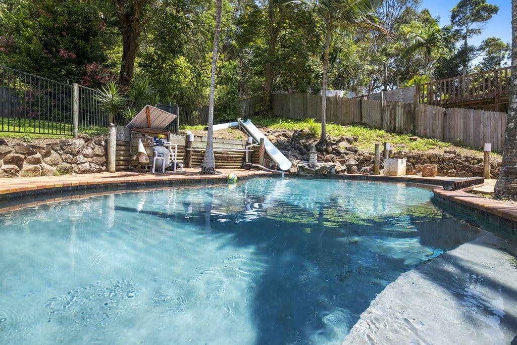 25 Taperell Drive, Tugun QLD 4224, Tugun - Thumbnail 4