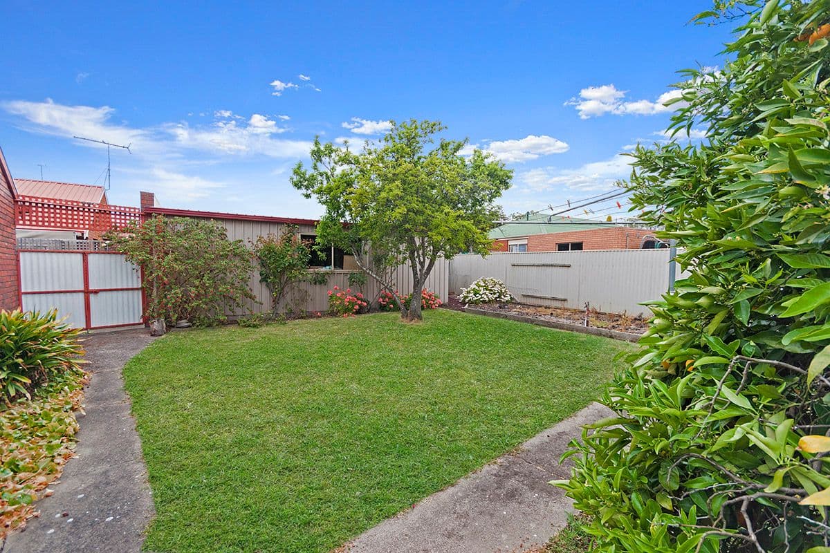 2 Duke Avenue, Hamilton VIC 3300, Hamilton - Thumbnail 6
