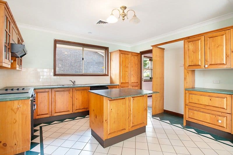 111 Weblands Street, ABERGLASSLYN NSW 2320, Aberglasslyn - Thumbnail 2