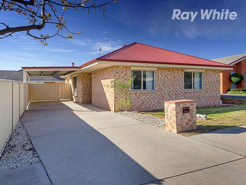 4 Pickering Place, WODONGA VIC 3690, Wodonga - Image 1
