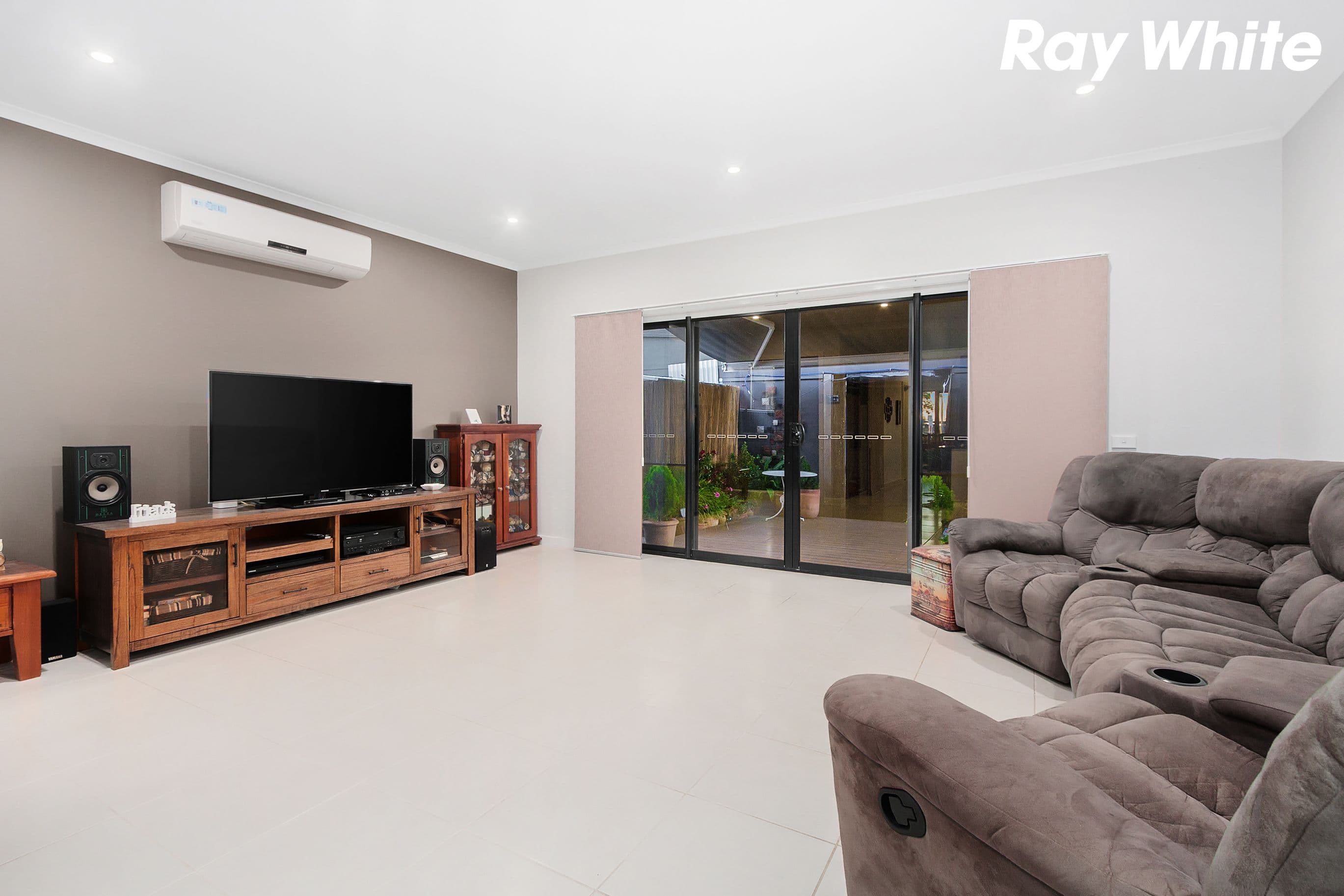 19 Pendula Place, Pakenham VIC 3810, Pakenham - Thumbnail 3