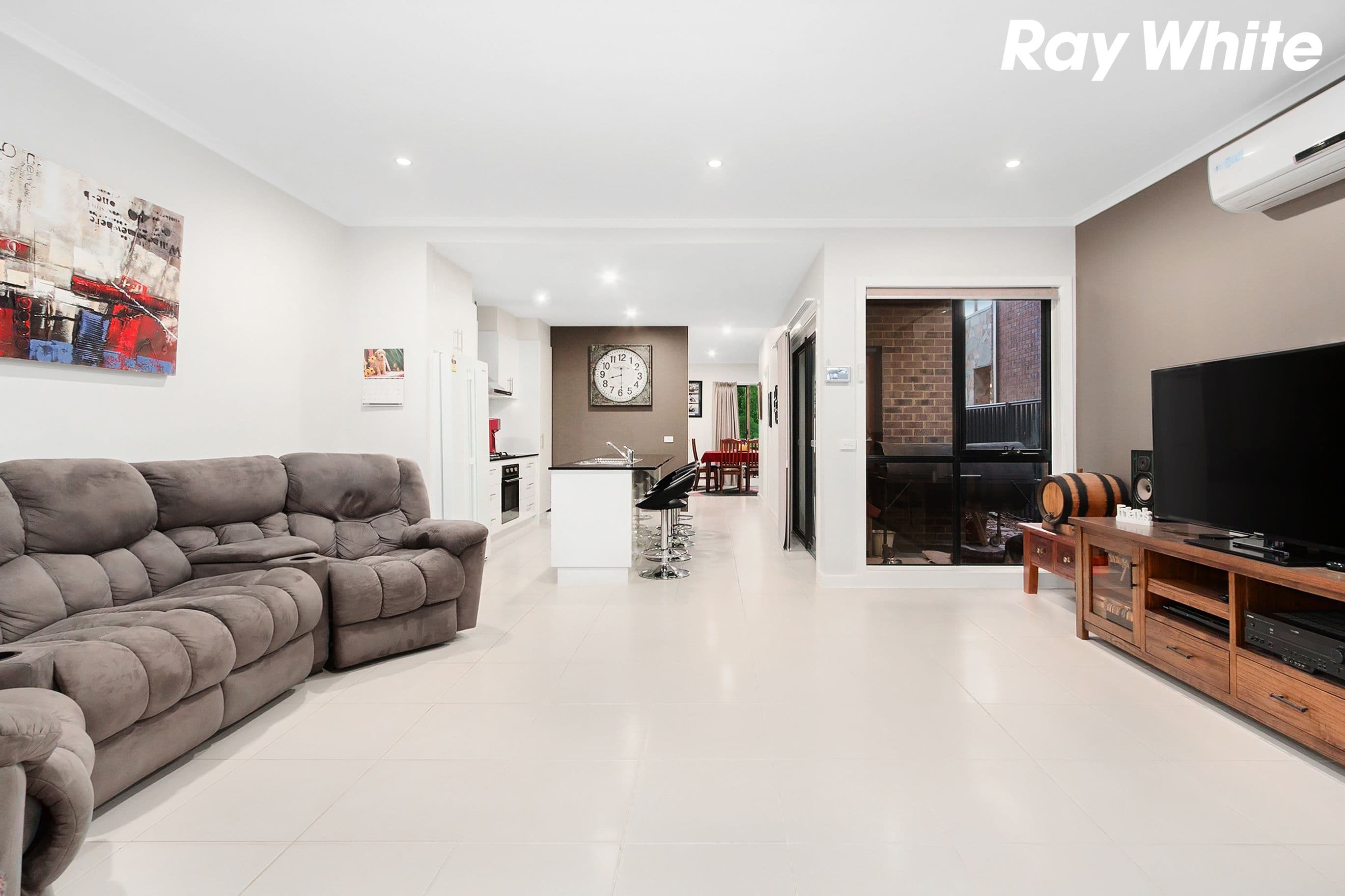 19 Pendula Place, Pakenham VIC 3810, Pakenham - Thumbnail 4