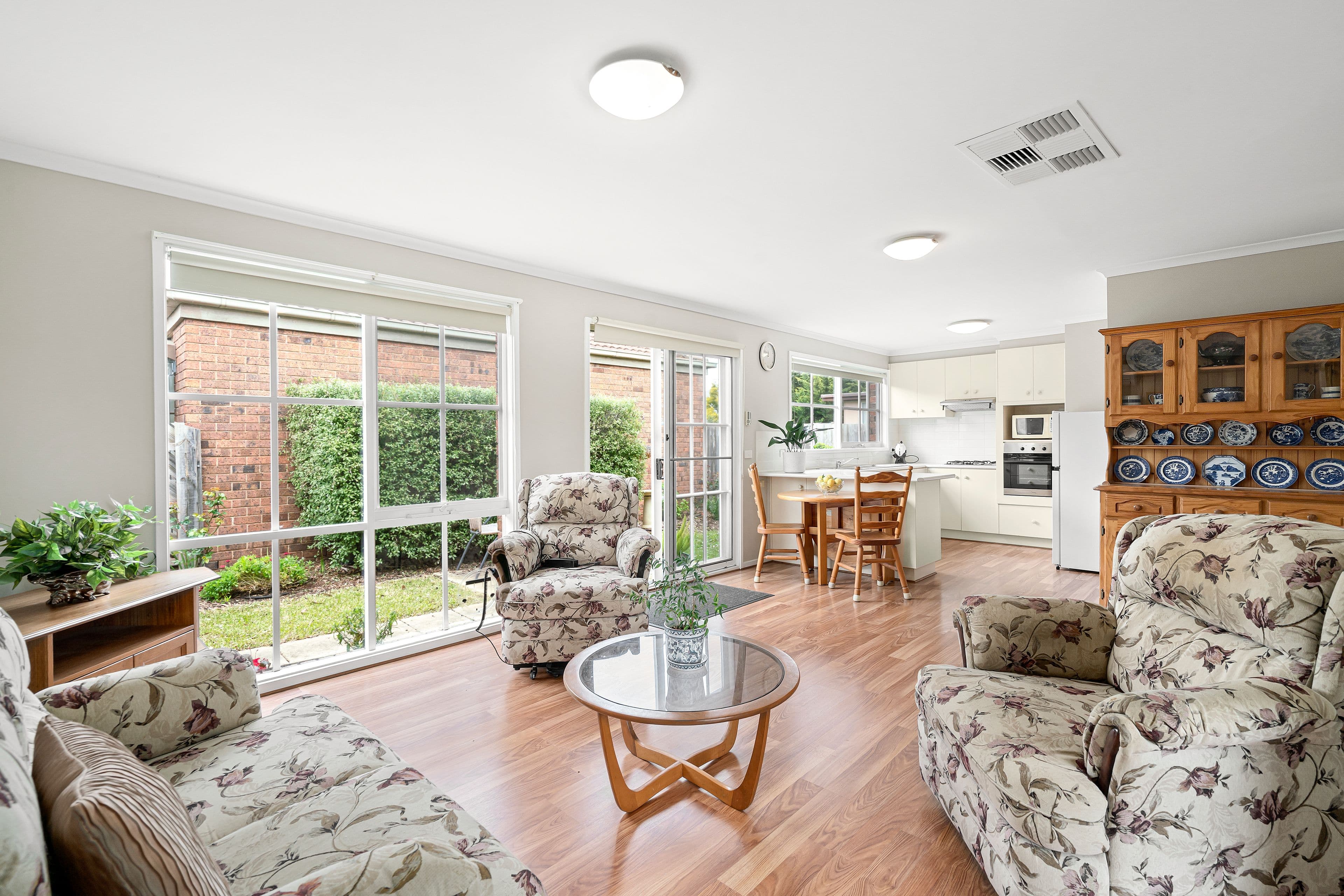 7 Seacrest Court, Raby Bay QLD 4163, Cleveland - Image 1