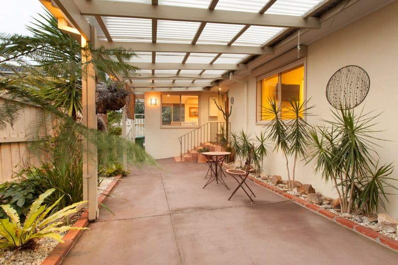 8 Julius Crescent, NOBLE PARK NORTH VIC 3174, Noble Park North - Thumbnail 2