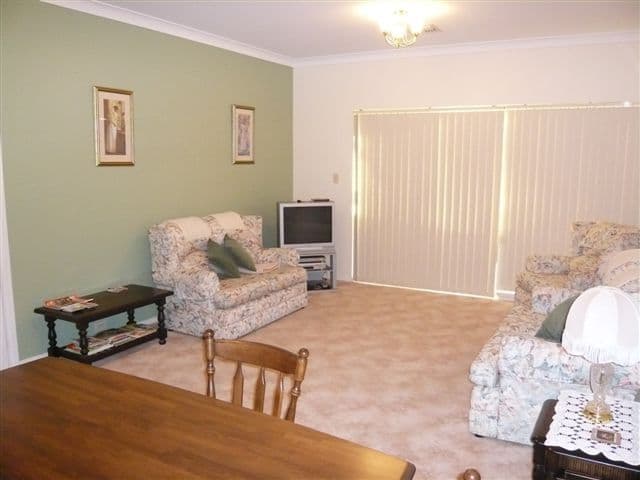 64 Featherstone Circuit, GREENWITH SA 5125, Greenwith - Thumbnail 2