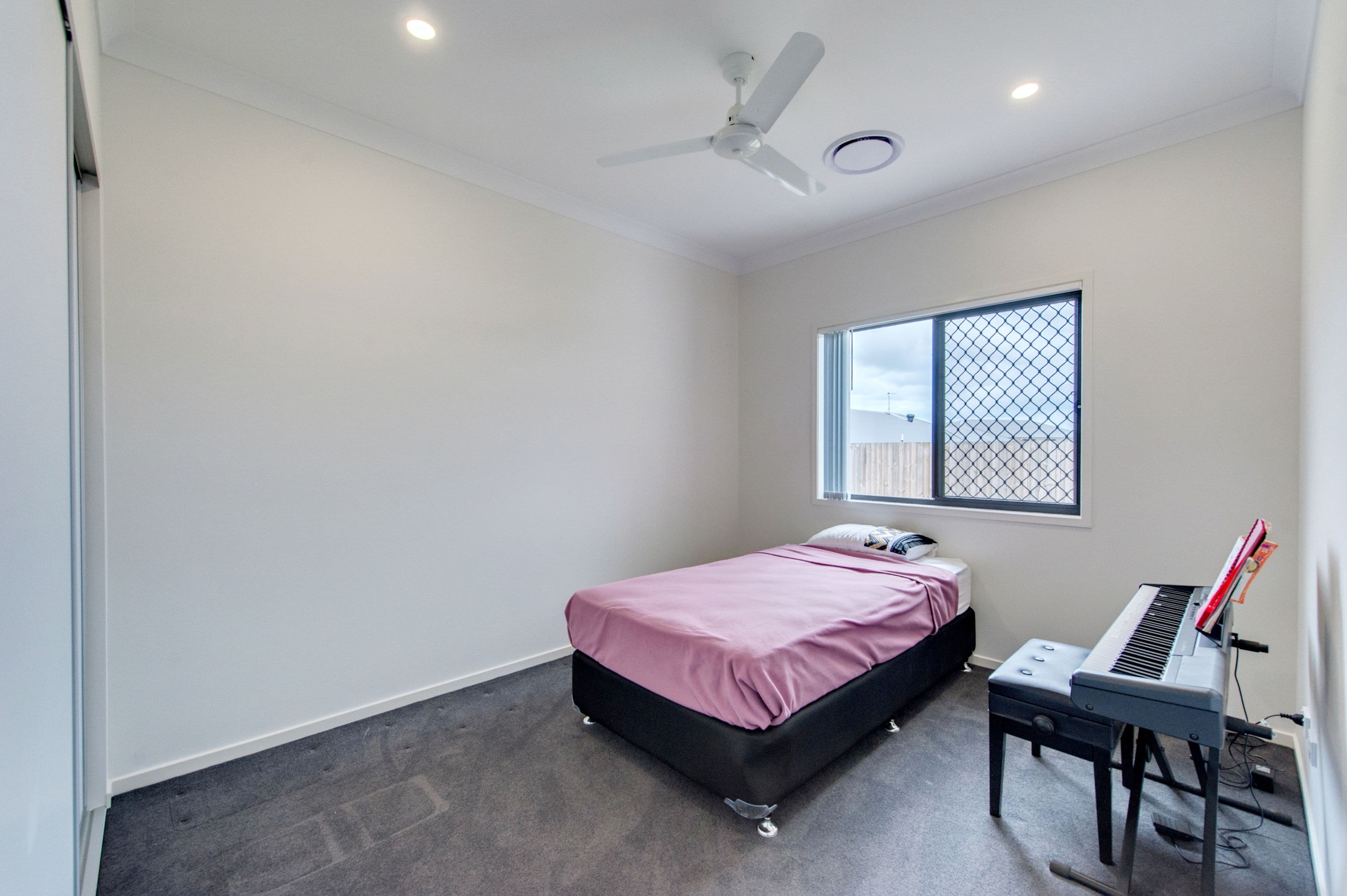 17 Jersey Crescent, Springfield Lakes QLD 4300, Springfield Lakes - Thumbnail 6