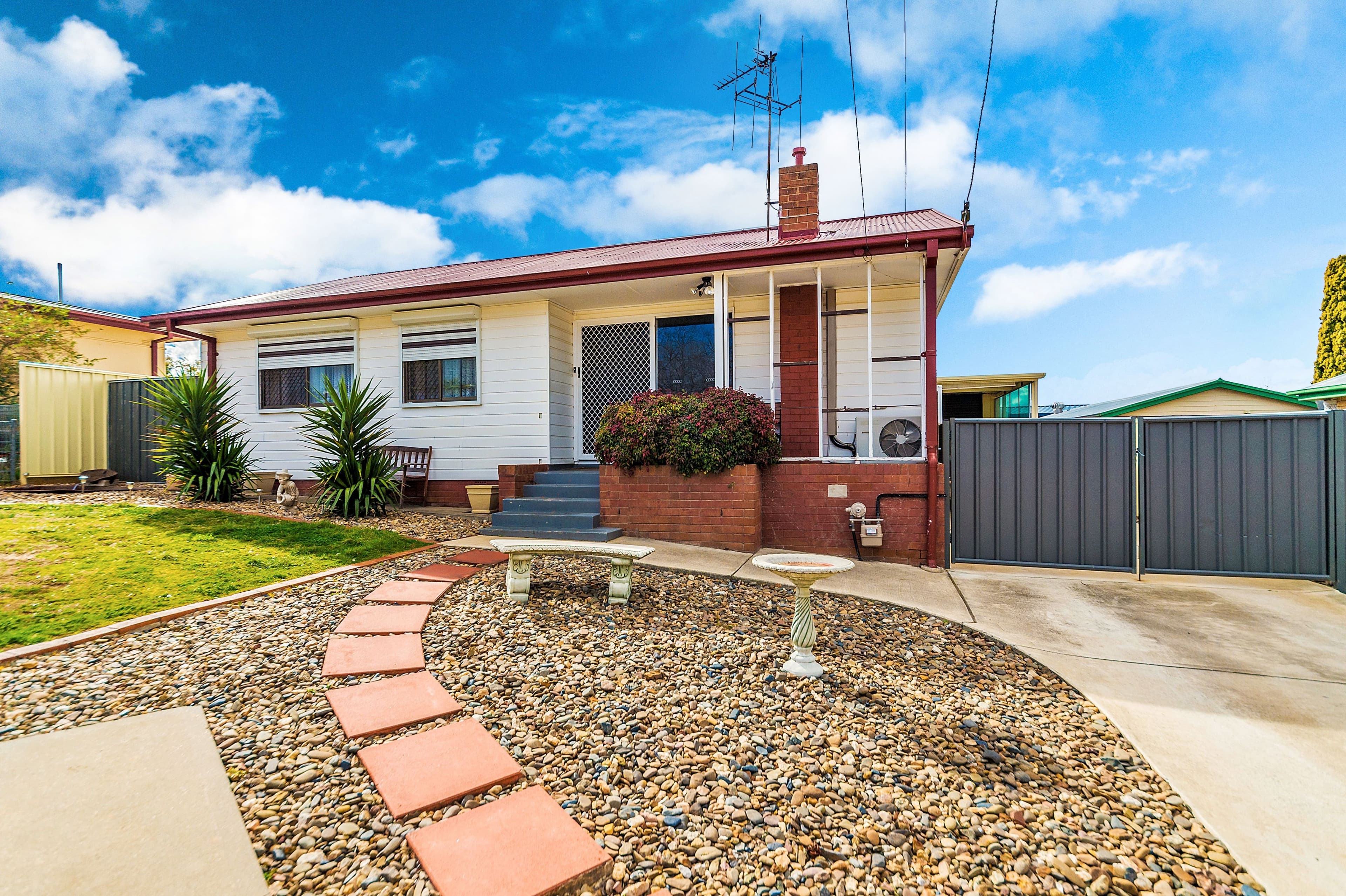 9 Margaret Street, Queanbeyan NSW 2620, Queanbeyan - Thumbnail 3