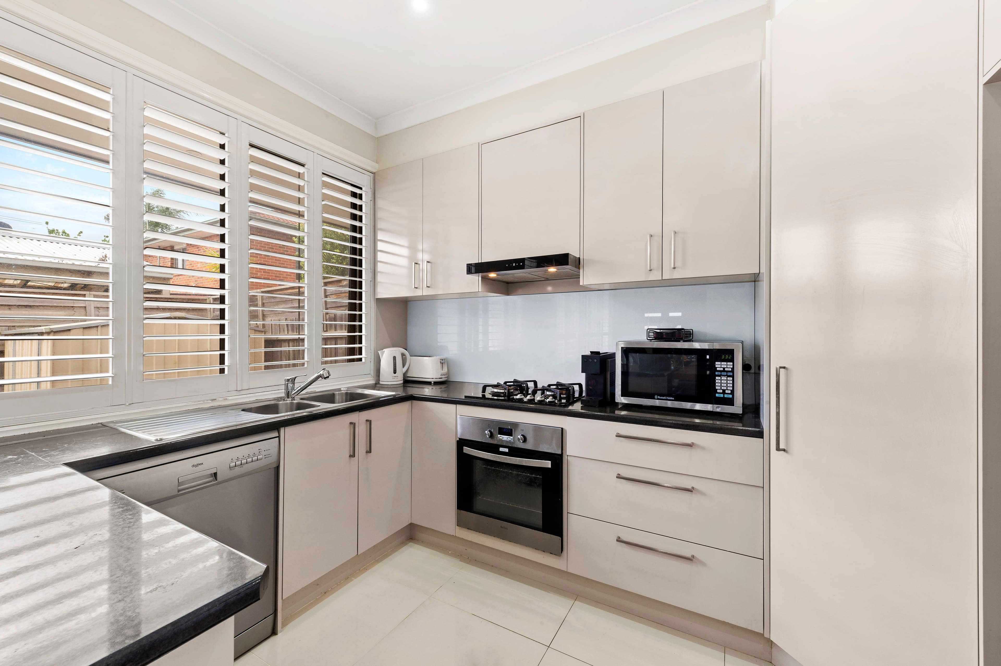 1A Brogden Court, Rowville VIC 3178, Rowville - Thumbnail 4