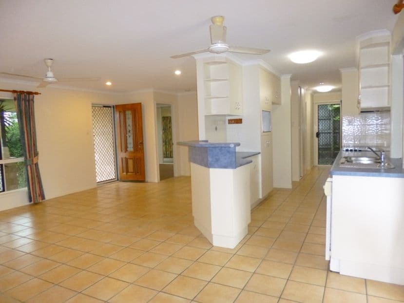 216 Kellys Road, WALKERSTON QLD 4751, Walkerston - Thumbnail 3