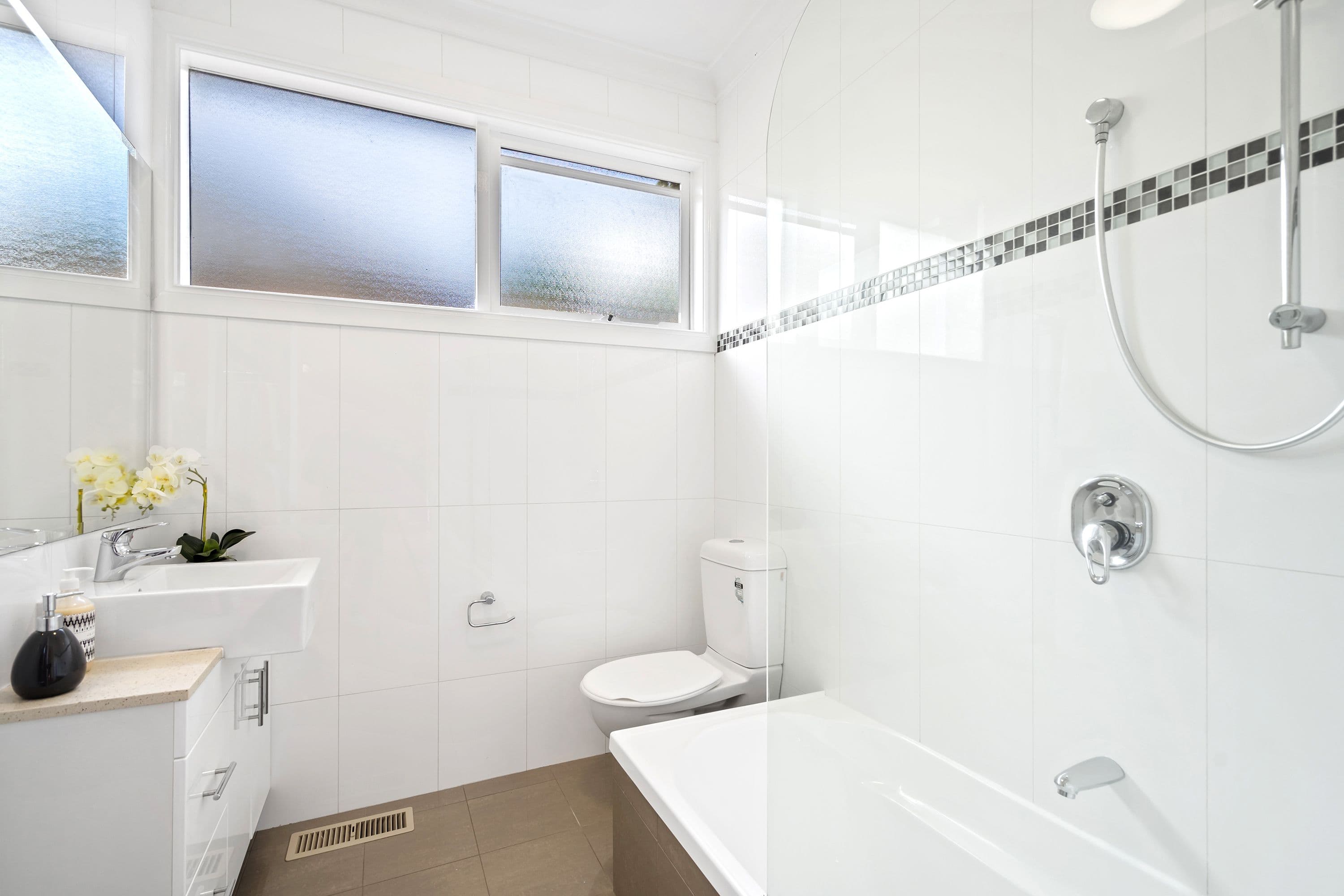 10 Elm Street, Blackburn VIC 3130, Blackburn - Thumbnail 8