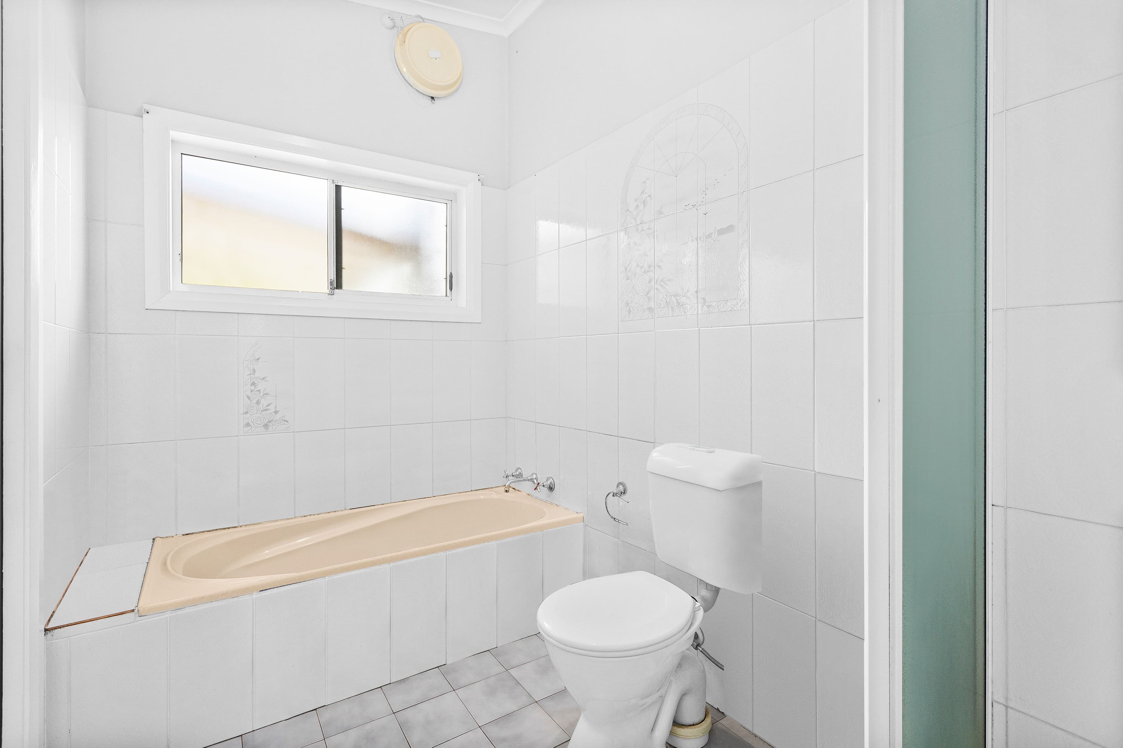 25 Garrard Avenue, Mount Warrigal NSW 2528, Mount Warrigal - Thumbnail 7