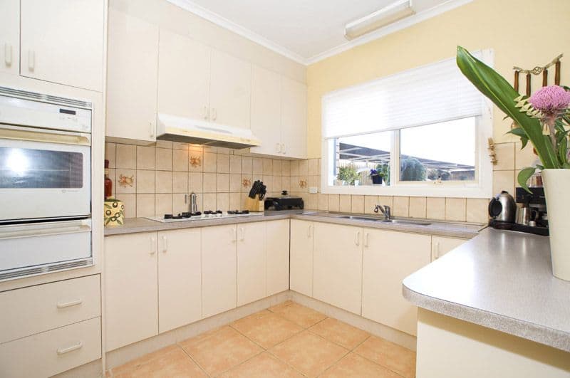 3 Lukin Court, MILL PARK VIC 3082, Mill Park - Thumbnail 3