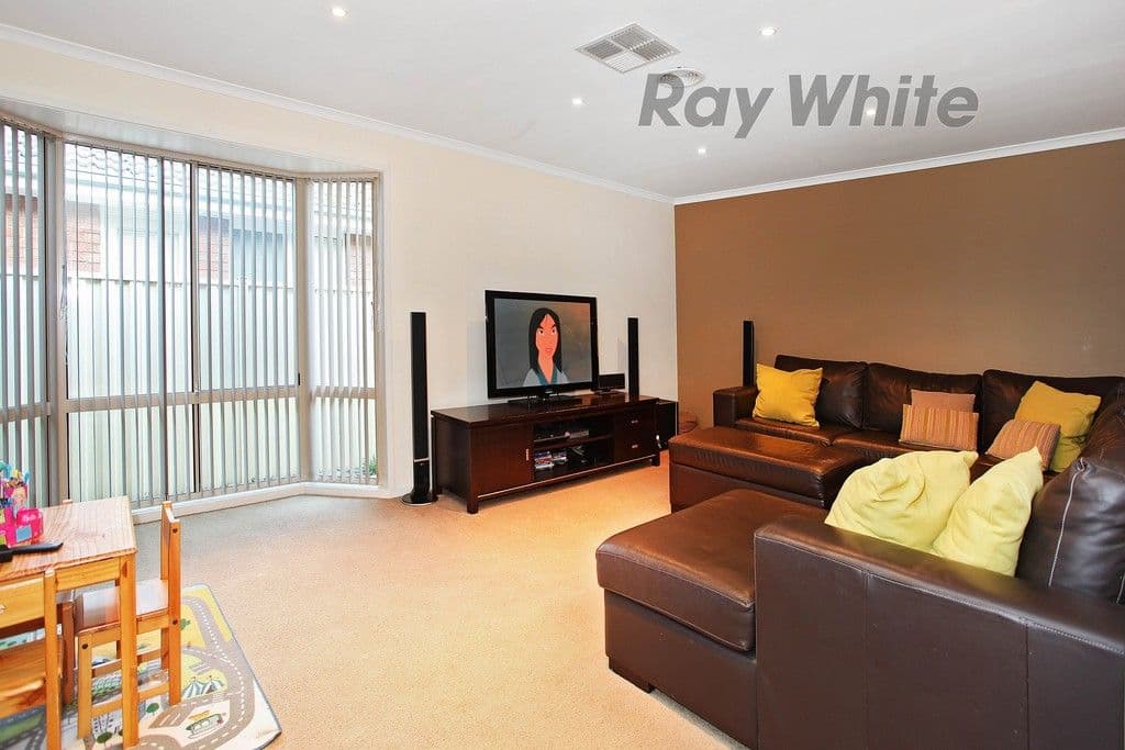 7 Beveridge Court, Point Cook VIC 3030, Point Cook - Thumbnail 6
