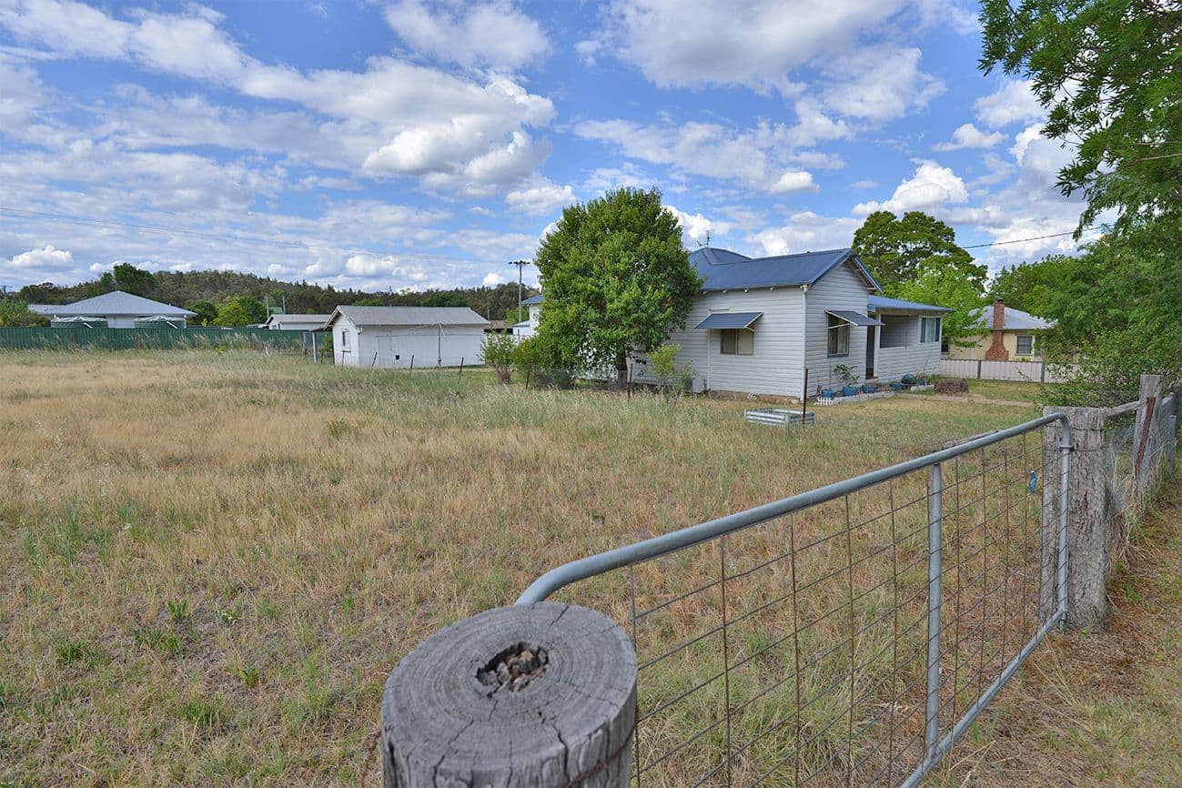 23-25 WHITE Street, Coonabarabran NSW 2357, Coonabarabran - Thumbnail 3
