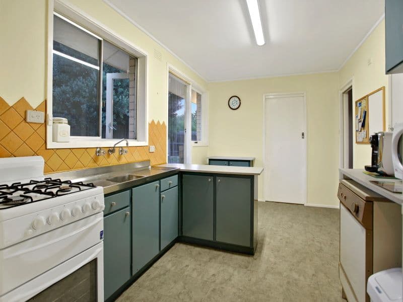 50 Karingal Drive, Frankston VIC 3199, Frankston - Thumbnail 3