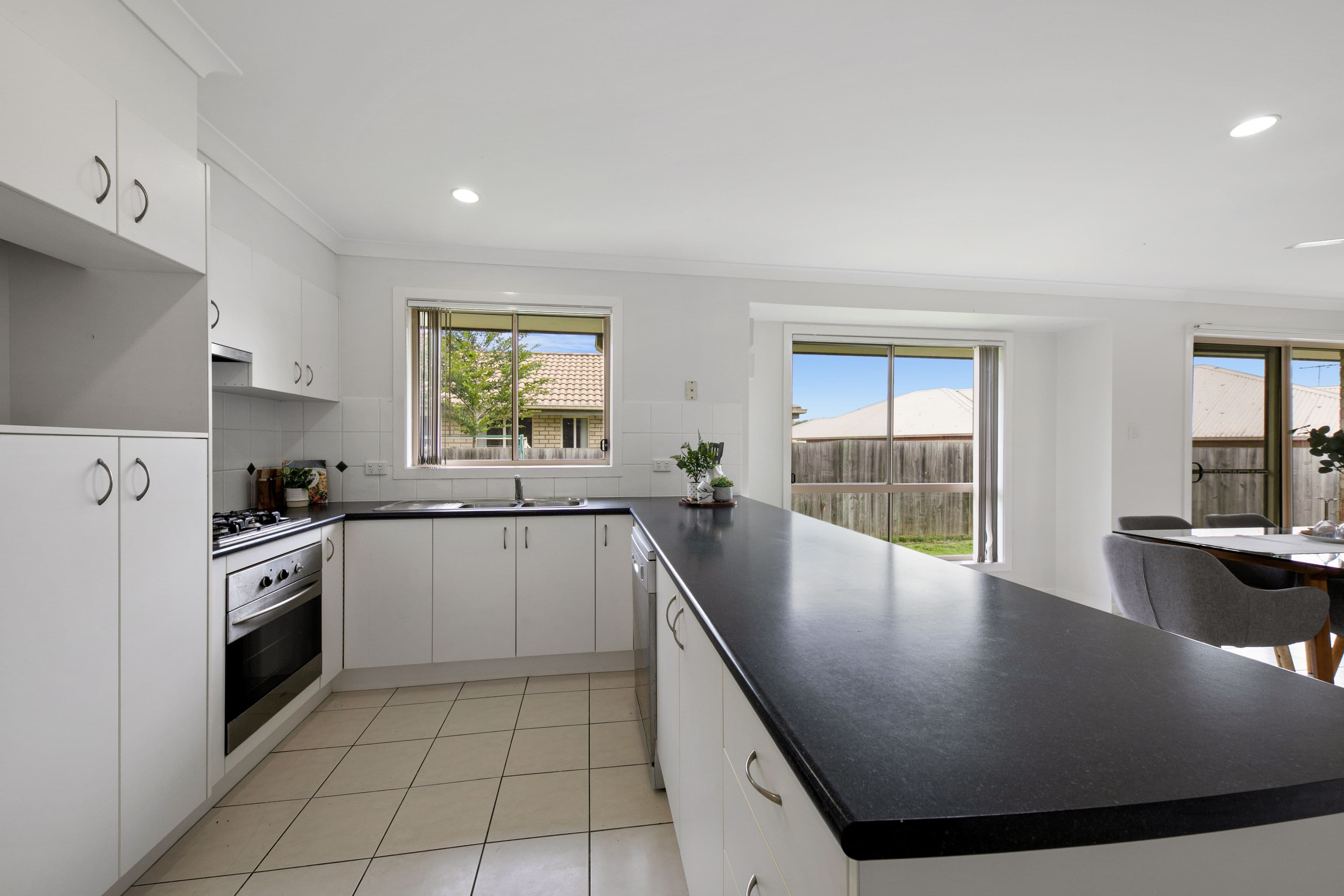 12 Wandera Court, Redbank Plains QLD 4301, Redbank Plains - Thumbnail 3