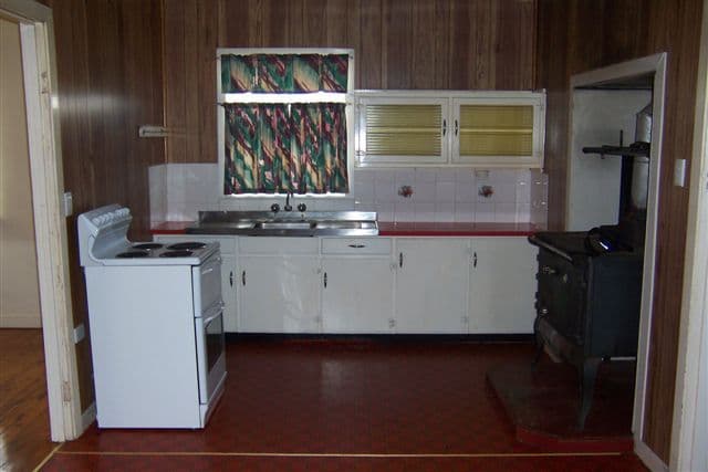 8 Short Street, SOUTH TOOWOOMBA QLD 4350, South Toowoomba - Thumbnail 2