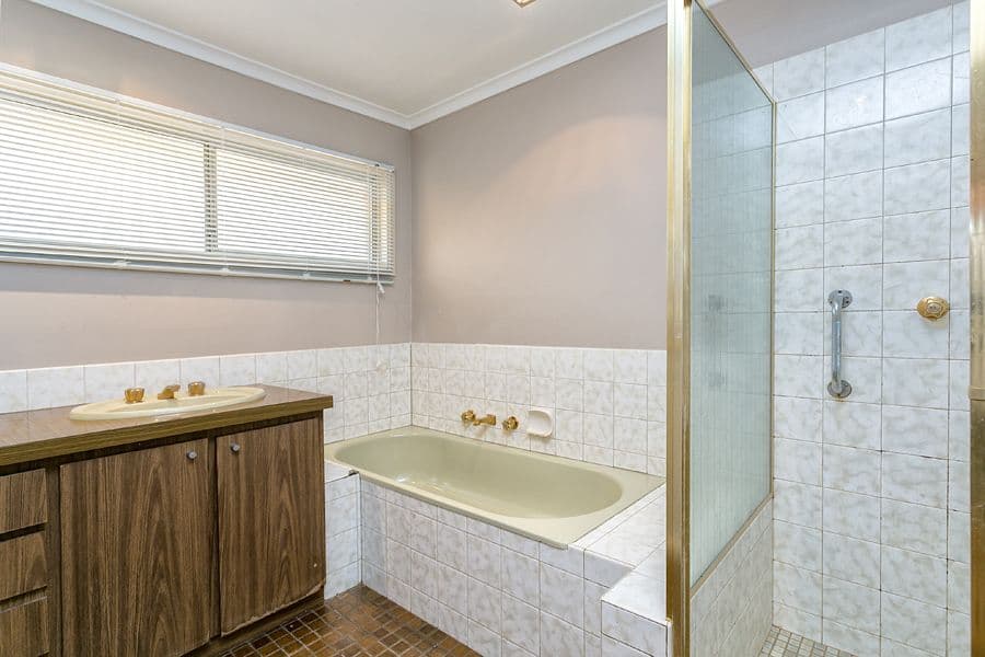 8 Revell Cresent, ST ALBANS VIC 3021, St Albans - Thumbnail 5