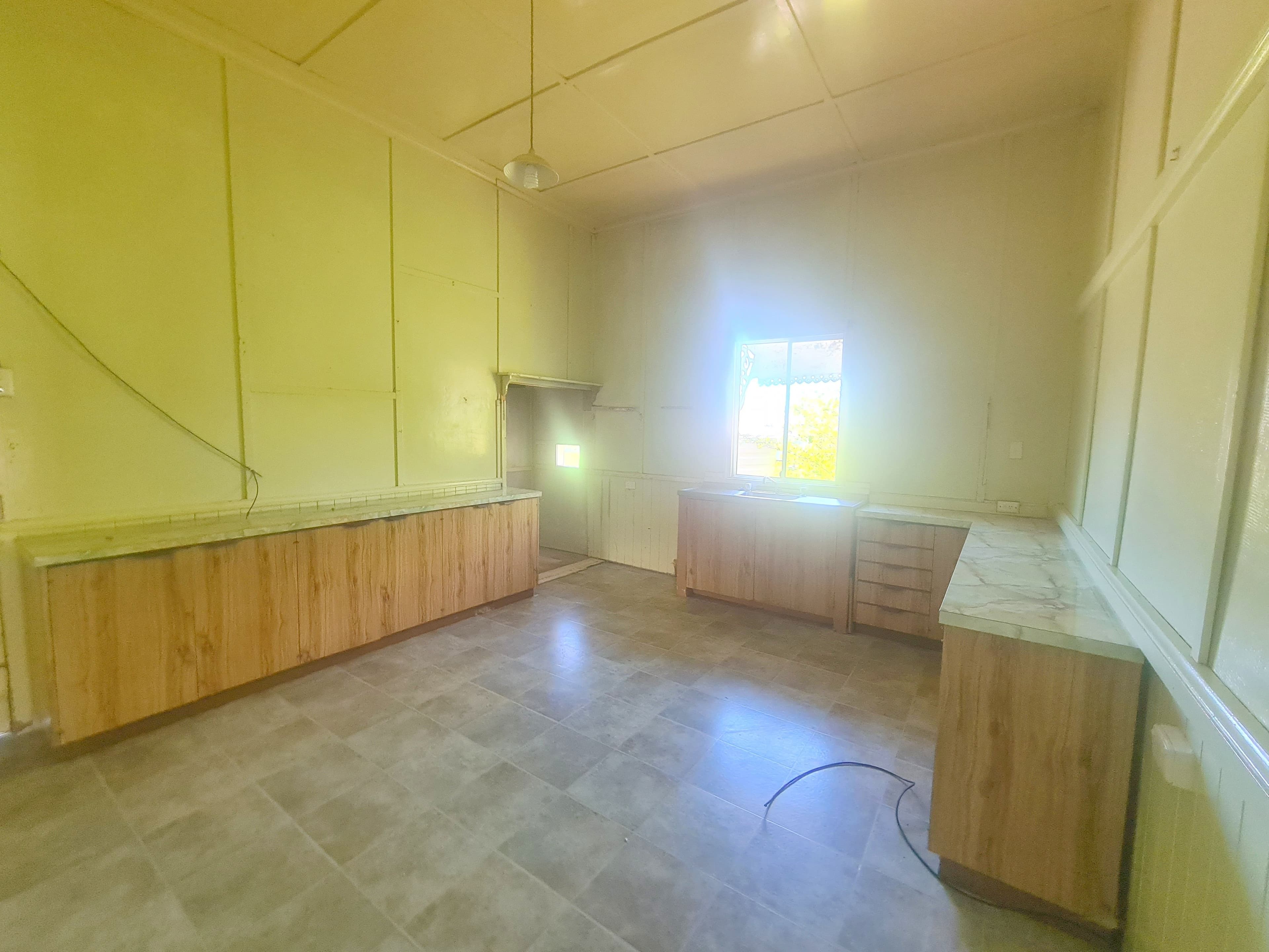 10 George Street, Haden QLD 4353, Haden - Thumbnail 2