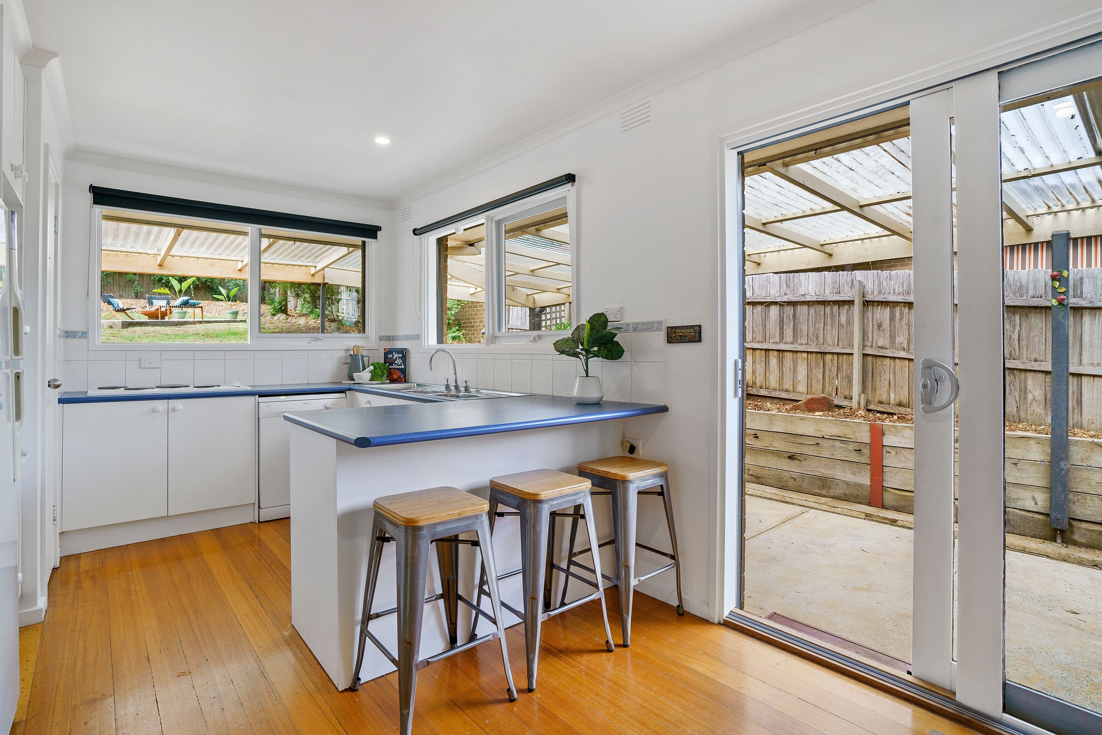 9 Benbow Crescent, Boronia VIC 3155, Boronia - Thumbnail 2