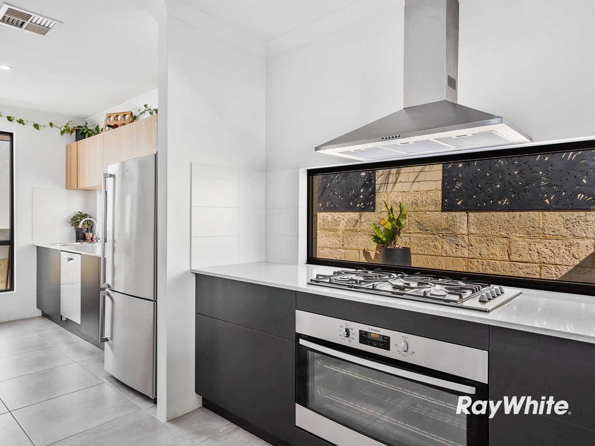 18 Northport Boulevard, Wannanup WA 6210, Wannanup - Thumbnail 5