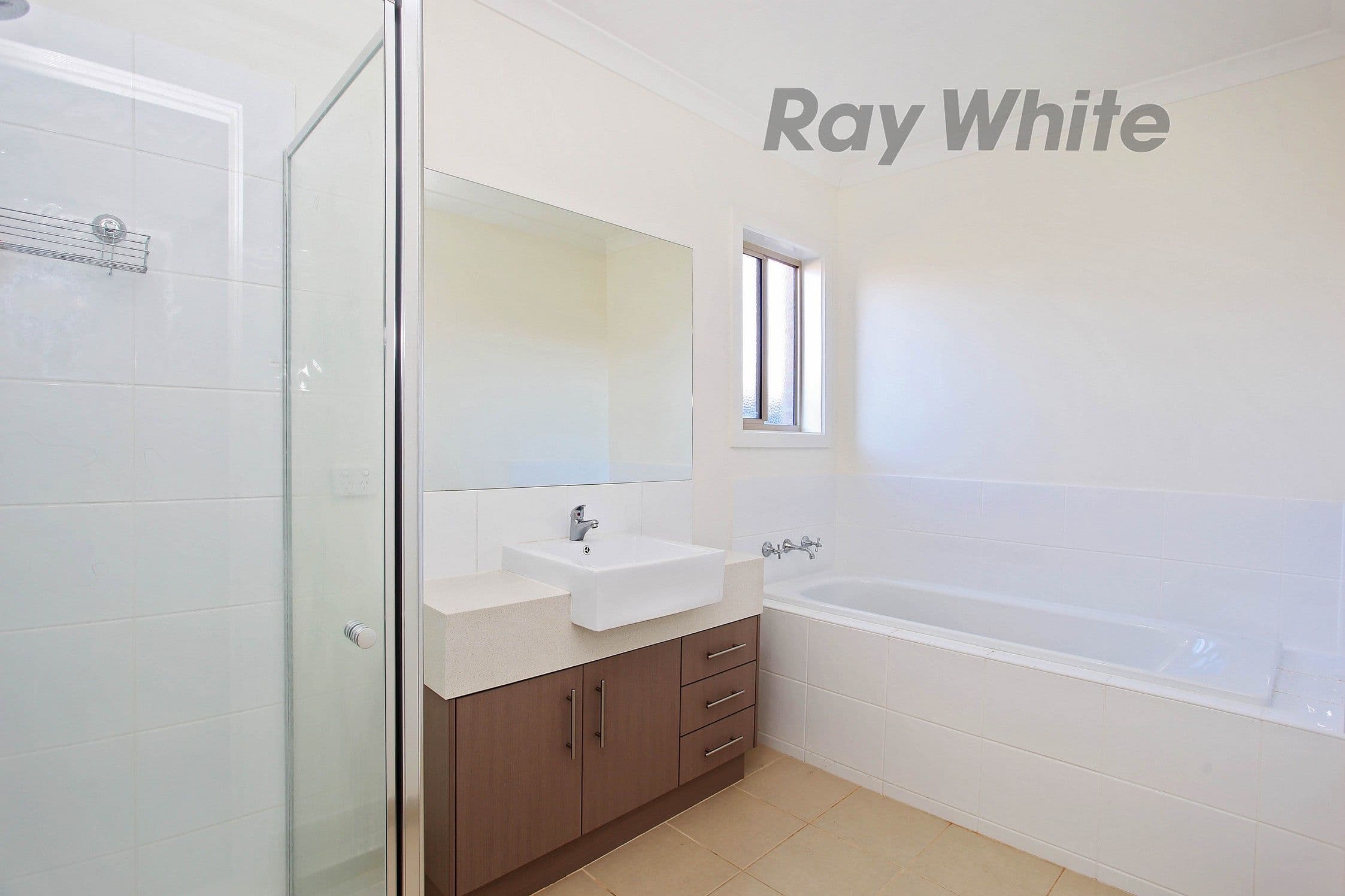 13 Elegante Road, Point Cook VIC 3030, Point Cook - Thumbnail 8