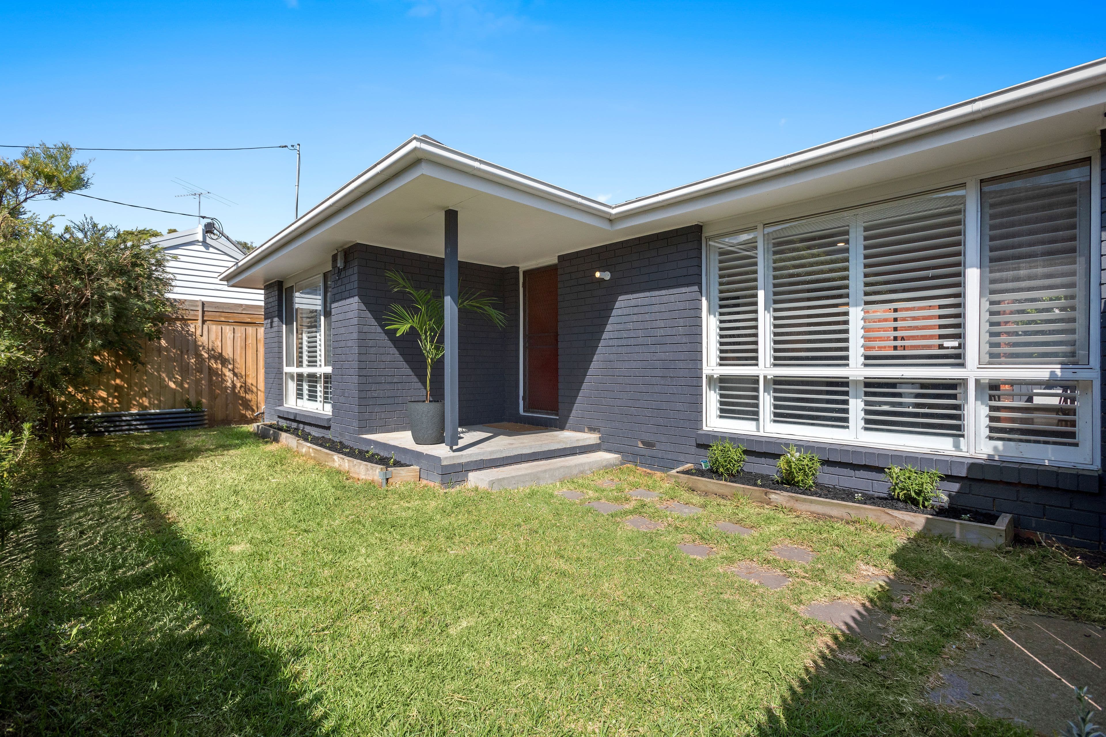 4 Holyrood Street, Highett VIC 3190, Highett - Thumbnail 3