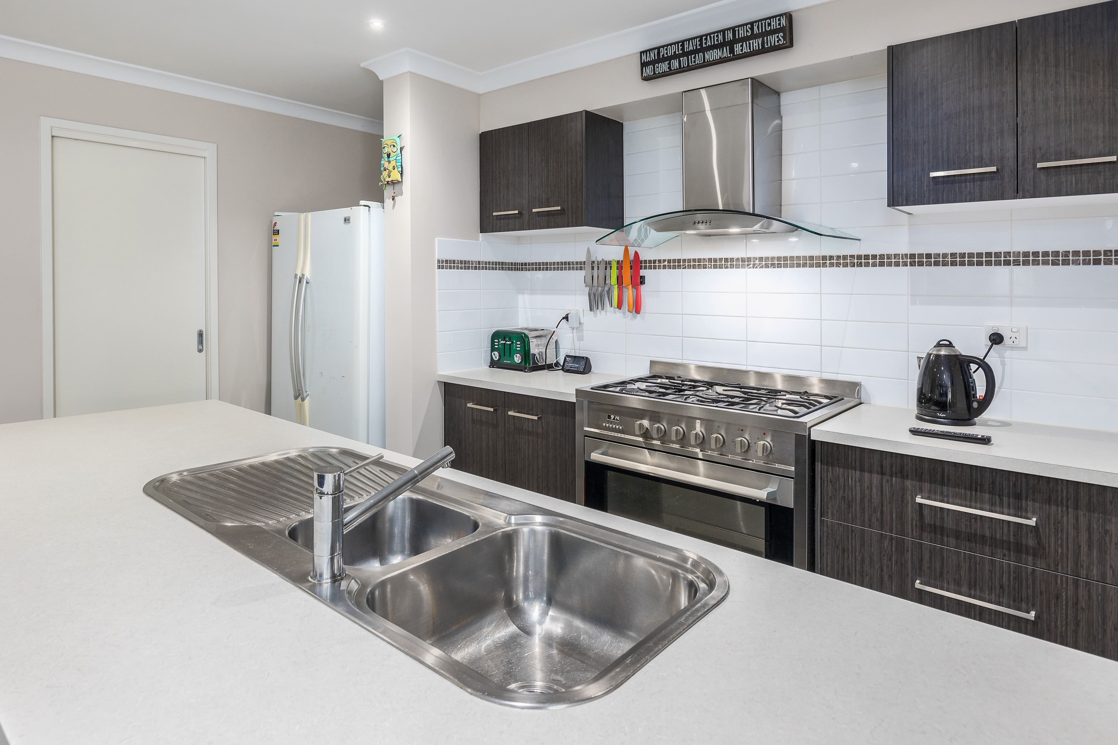 2 Monty Court, Rosebud VIC 3939, Rosebud - Thumbnail 3