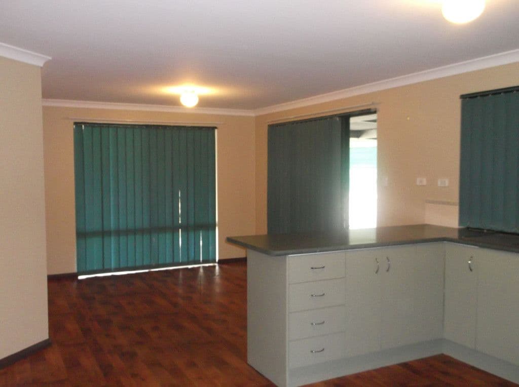 13 Margaret Street, MOUNT BARKER WA 6324, Mount Barker - Thumbnail 2